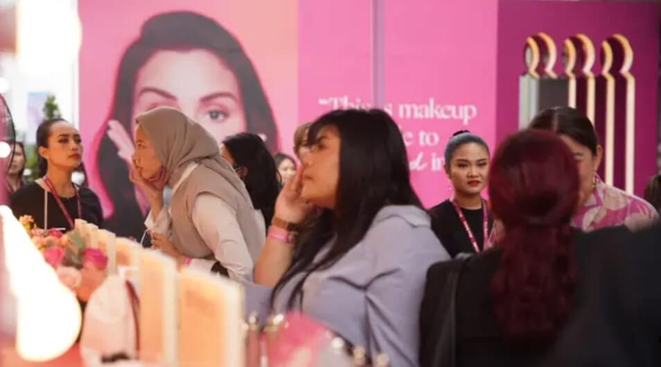 セレーナ・ゴメス氏が手掛ける化粧品ブランド「Rare Beauty」がインドネシアに進出