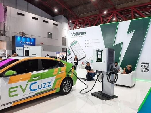 電気自動車充電ステーション