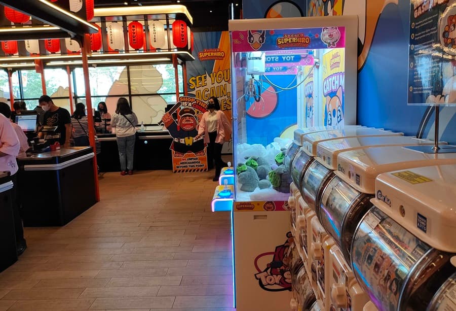 SUPERHIRO Japanese Superstore(スーパーヒロ・ジャパニーズ・スーパーストア)のガチャガチャコーナー