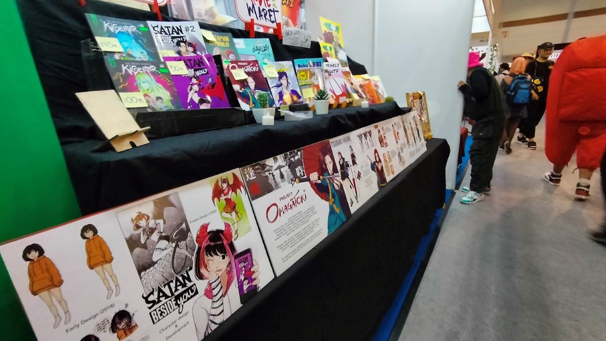 国内クリエーター同人誌のディスプレイ