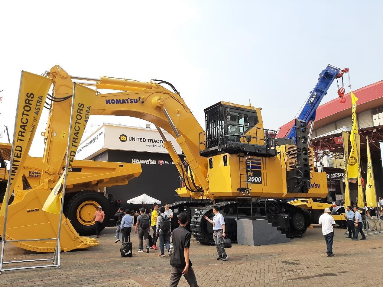 東南アジア地域最大級の国際鉱業設備の展示会Mining Indonesiaに出展したKomatsu