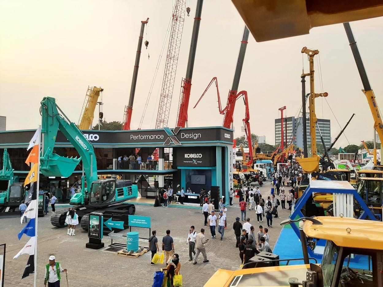 東南アジア地域最大級の国際鉱業設備の展示会Mining Indonesia