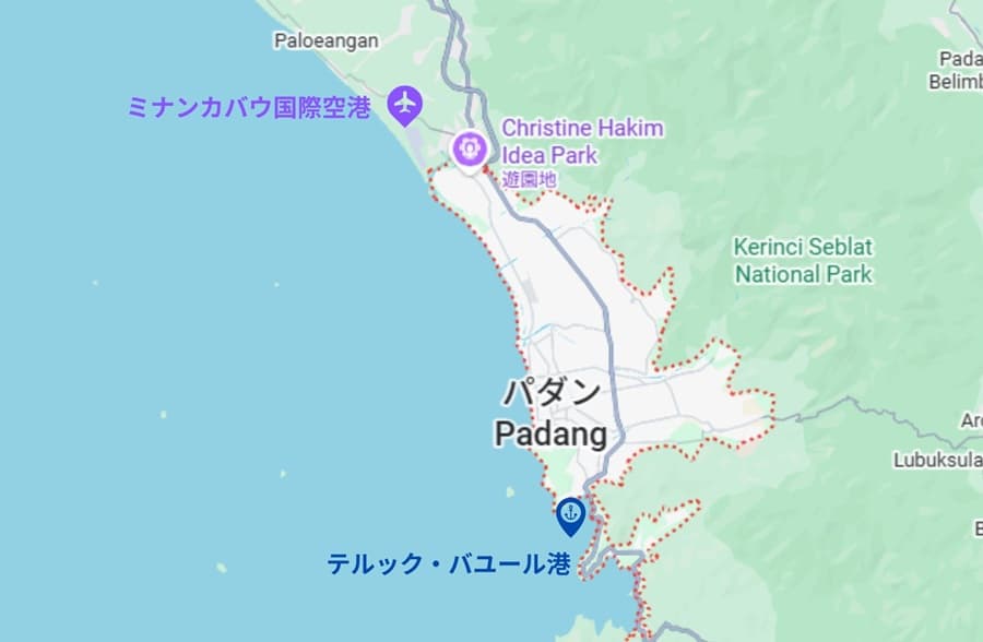 西スマトラ州パダン市